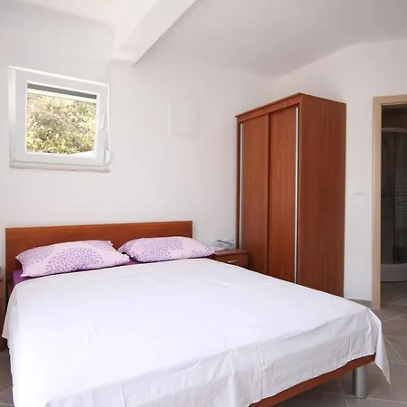 Studio Basina 8754a Apartment
